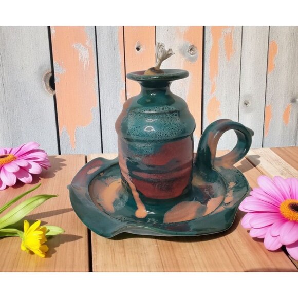 Buie Ceramic Pottery Genie Oil Lamp with Handle. - Picture 1 of 12